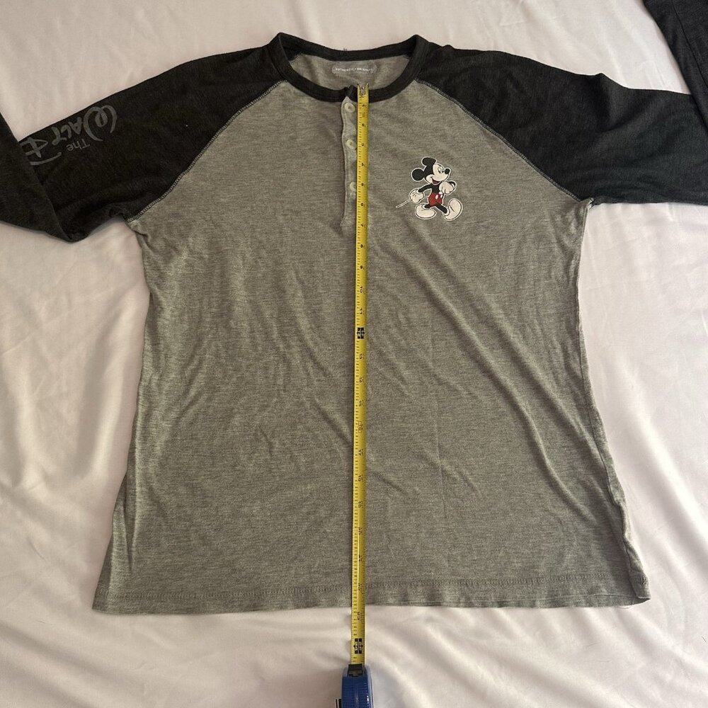 Disney Parks Cast Exclusive Mickey Mouse Henley Shirt Knit Gray Men’s M - Picture 8 of 12